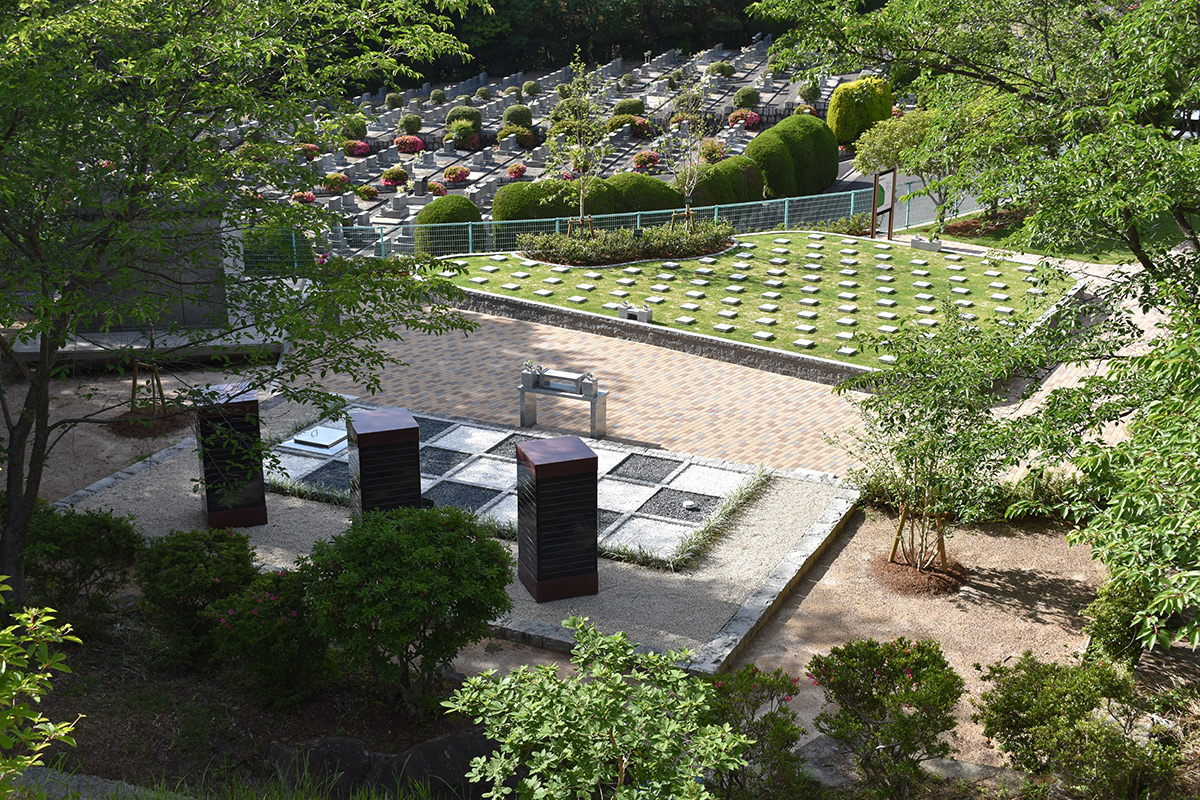 完成した樹木葬墓地(廿日市市)